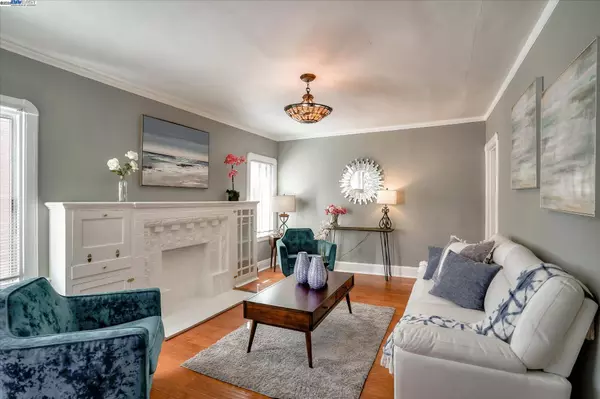 Oakland, CA 94601,2430 27Th Ave Unit A