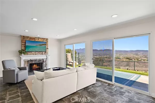 3058 Nestall RD, Laguna Beach, CA 92651