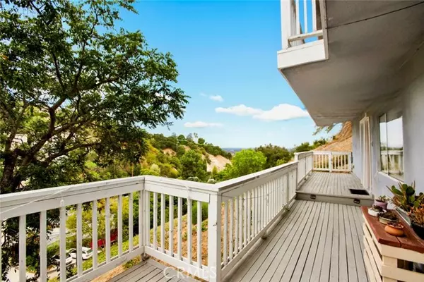 Studio City, CA 91604,3617 Sunswept DR