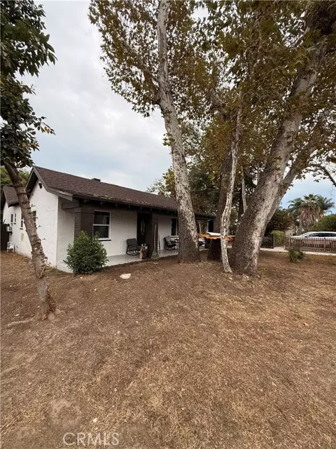 San Bernardino, CA 92404,6937 Barton St