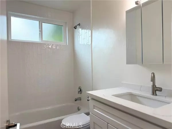 Santa Monica, CA 90404,1528 Stanford ST C