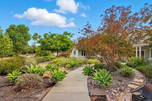 Escondido, CA 92027,1261 Birch WAY