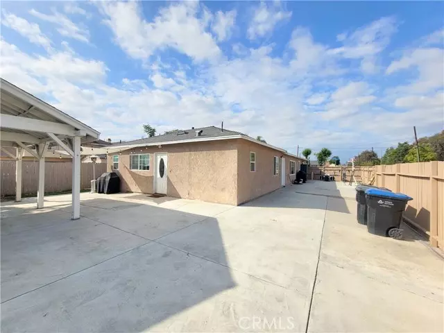 10666 Spry B, Norwalk, CA 90650