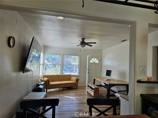 Chatsworth, CA 91311,10330 Hillview