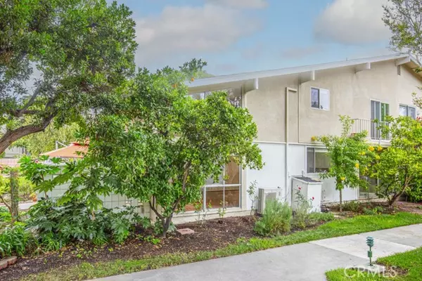 Laguna Woods, CA 92637,403 Avenida Castilla D