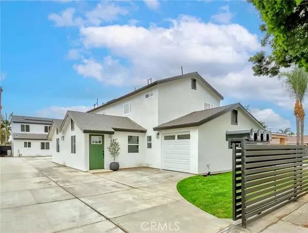 Bell Gardens, CA 90201,6818 Florence PL