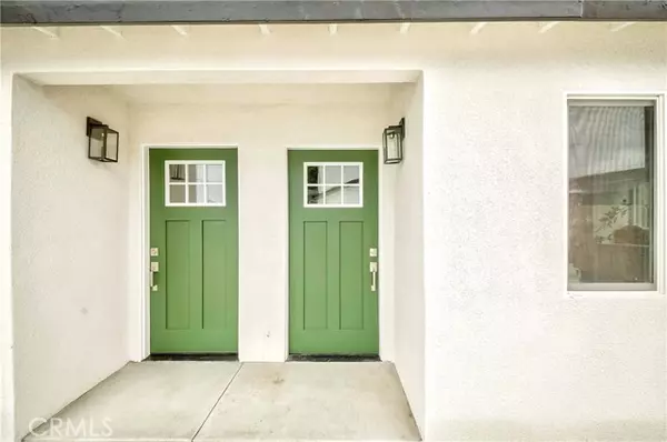 Bell Gardens, CA 90201,6818 Florence PL