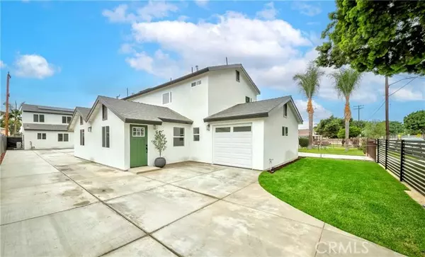 Bell Gardens, CA 90201,6818 Florence PL