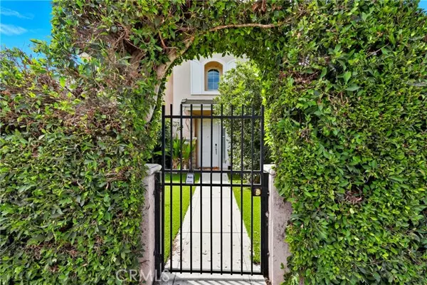 El Monte, CA 91733,3161 Adelia