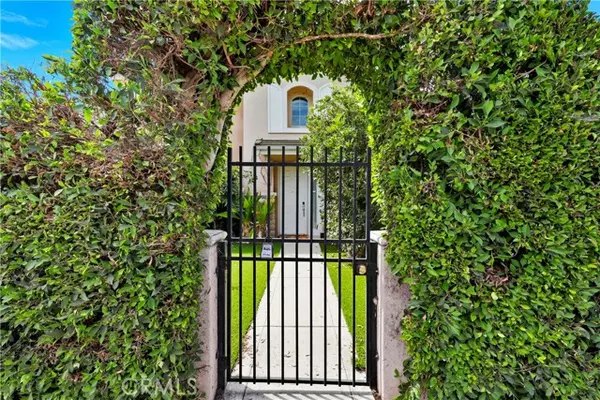 El Monte, CA 91733,3161 Adelia