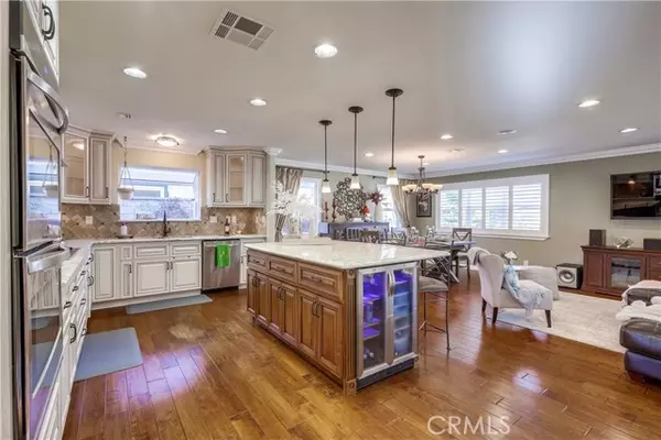 8031 Ebbtide CIR, Huntington Beach, CA 92646