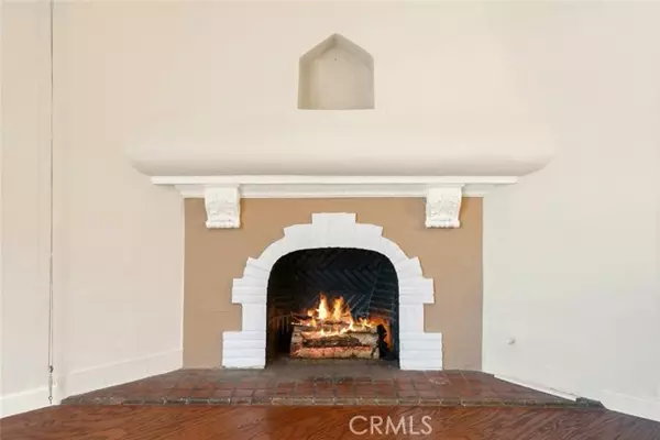 Los Angeles, CA 90034,2624 S Garth AVE