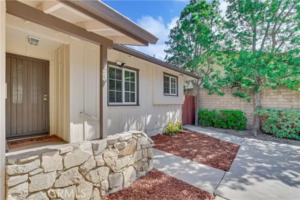 Los Angeles, CA 90065,1749 Sunny HTS