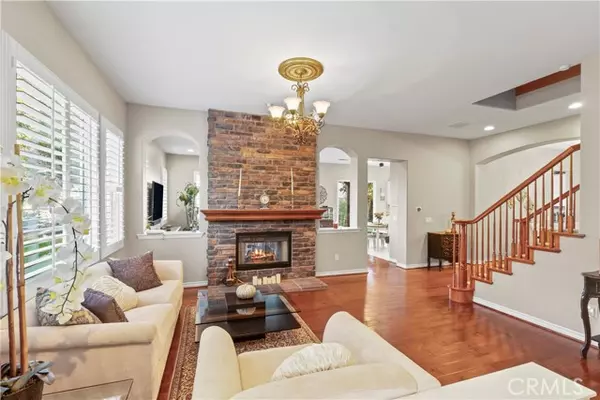 Canyon Country, CA 91387,17004 Crest HTS