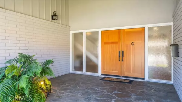 Westlake Village, CA 91361,1589 Brentford