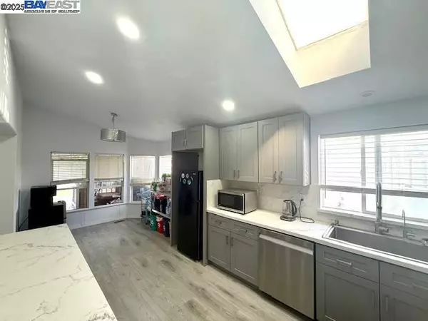 San Jose, CA 95131,2151 Oakland Rd 523