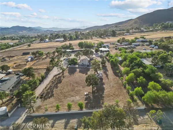 Agua Dulce, CA 91390,35655 Buckhaven RD