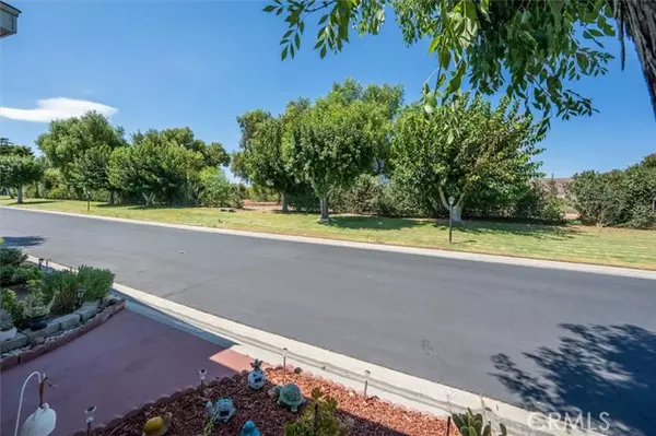 Saugus, CA 91351,21212 Seep Willow WAY 272