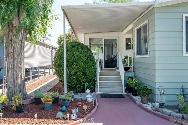 21212 Seep Willow WAY 272, Saugus, CA 91351