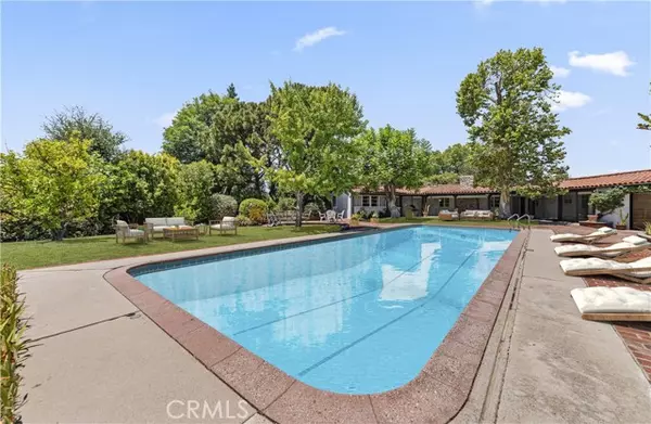 Tarzana, CA 91356,5205 Beckford AVE