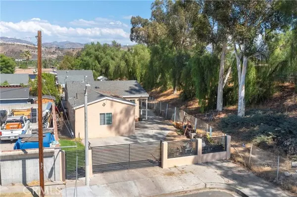 Pacoima, CA 91331,11602 Fellows AVE