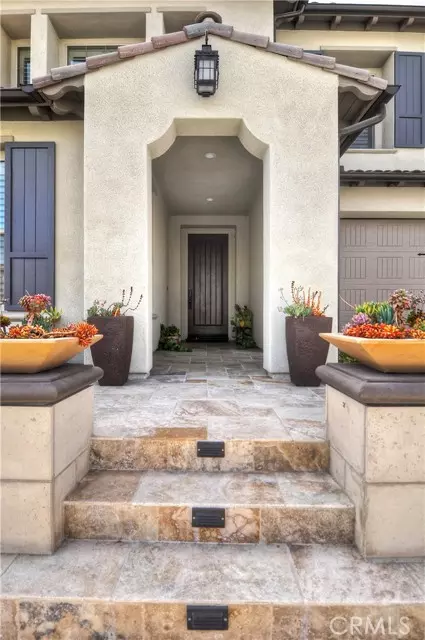 Irvine, CA 92618,113 Briar Rose