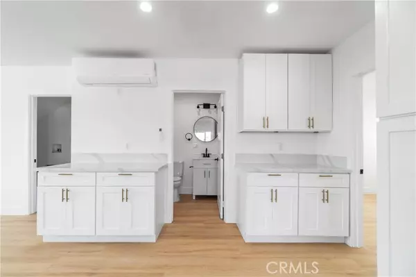 San Pedro, CA 90731,301 S Cabrillo 301