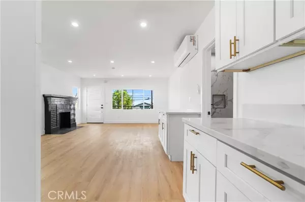 San Pedro, CA 90731,301 S Cabrillo 301