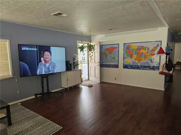 Anaheim, CA 92801,22 Magnolia Via