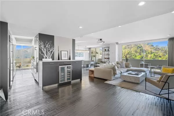 Los Angeles, CA 90046,7250 Franklin AVE 1203