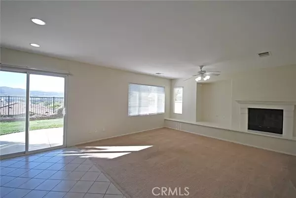 Valencia, CA 91355,27937 Alta VIS