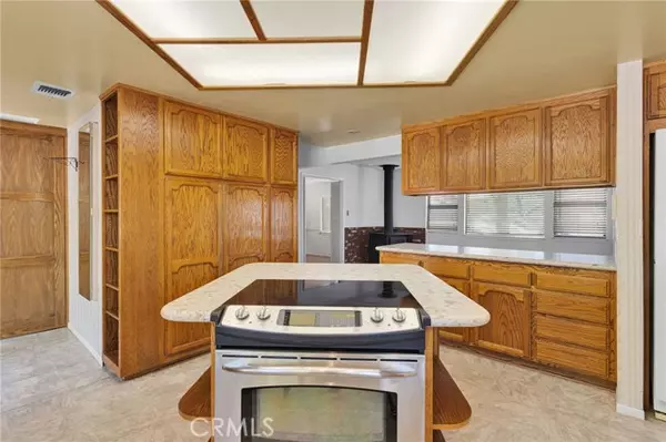 Hesperia, CA 92345,15094 Ranchero RD