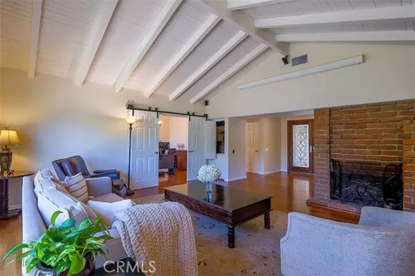 La Canada Flintridge, CA 91011,935 Bay Tree