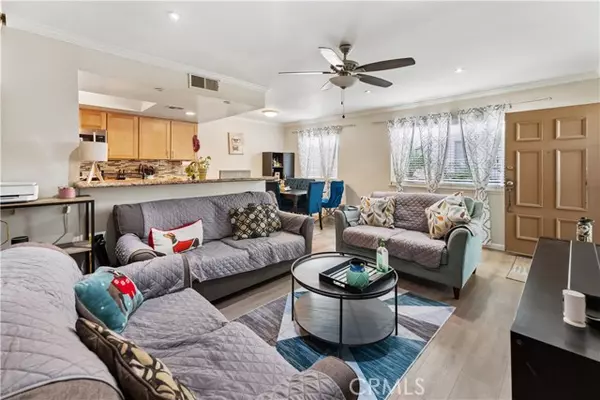 Azusa, CA 91702,1020 W Calle Del Sol 3