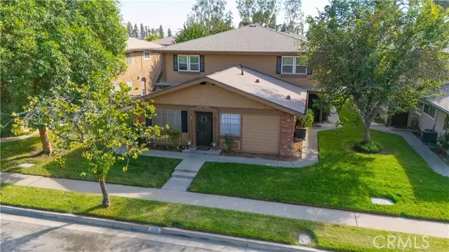 1020 W Calle Del Sol 3, Azusa, CA 91702