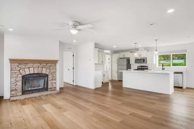 2203 Hyde Park LN, Campo, CA 91906