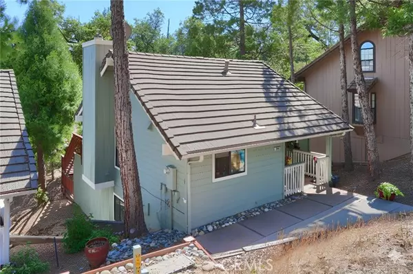 Bass Lake, CA 93604,50840 50840 Smoke Tree TRL