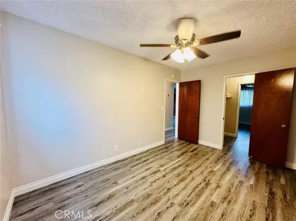 Azusa, CA 91702,933 N Alameda AVE 5