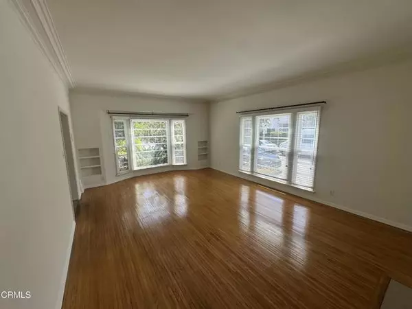 Beverly Hills, CA 90212,368 Crescent DR