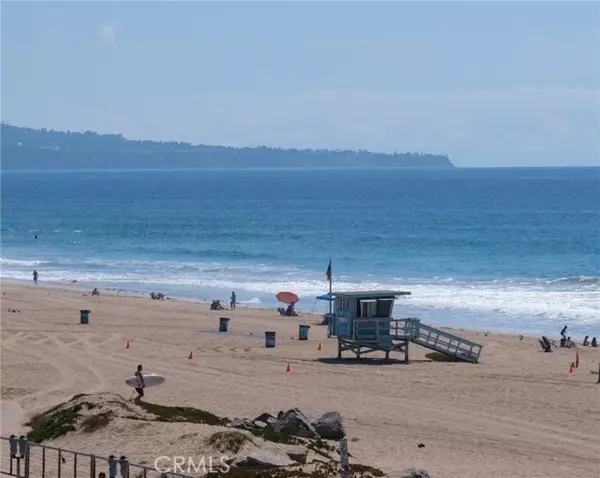 Manhattan Beach, CA 90266,4416 The Strand B