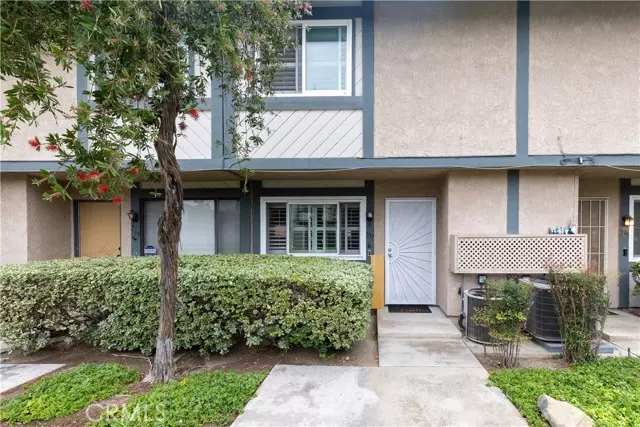 Upland, CA 91786,537 W 9th ST