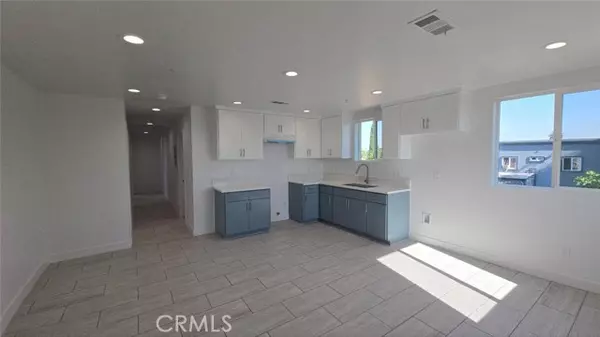 10413 Avalon BLD, Los Angeles, CA 90003