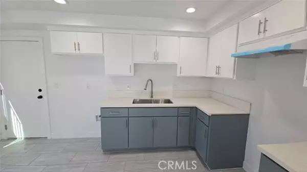 10415 Avalon BLD, Los Angeles, CA 90003