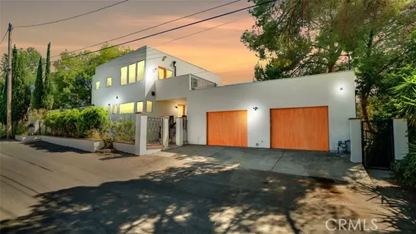 854 W Avenue 37, Los Angeles, CA 90065