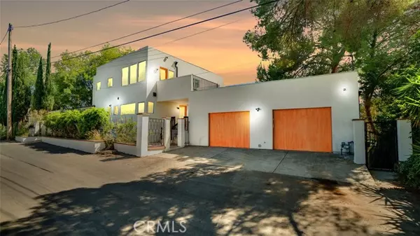 854 W Avenue 37, Los Angeles, CA 90065