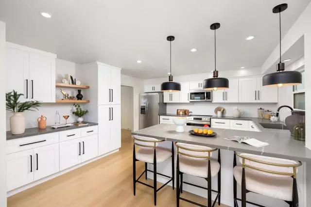 416 N Prospect Ave, Redondo Beach, CA 90277