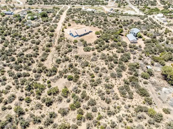 0 Larch, Oak Hills, CA 92344