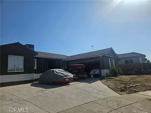 Panorama City, CA 91402,13448 Stagg