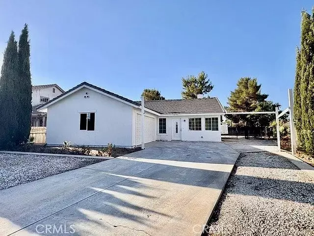 Adelanto, CA 92301,10796 Bonanza RD