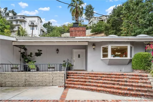 5111 San Feliciano, Woodland Hills, CA 91364